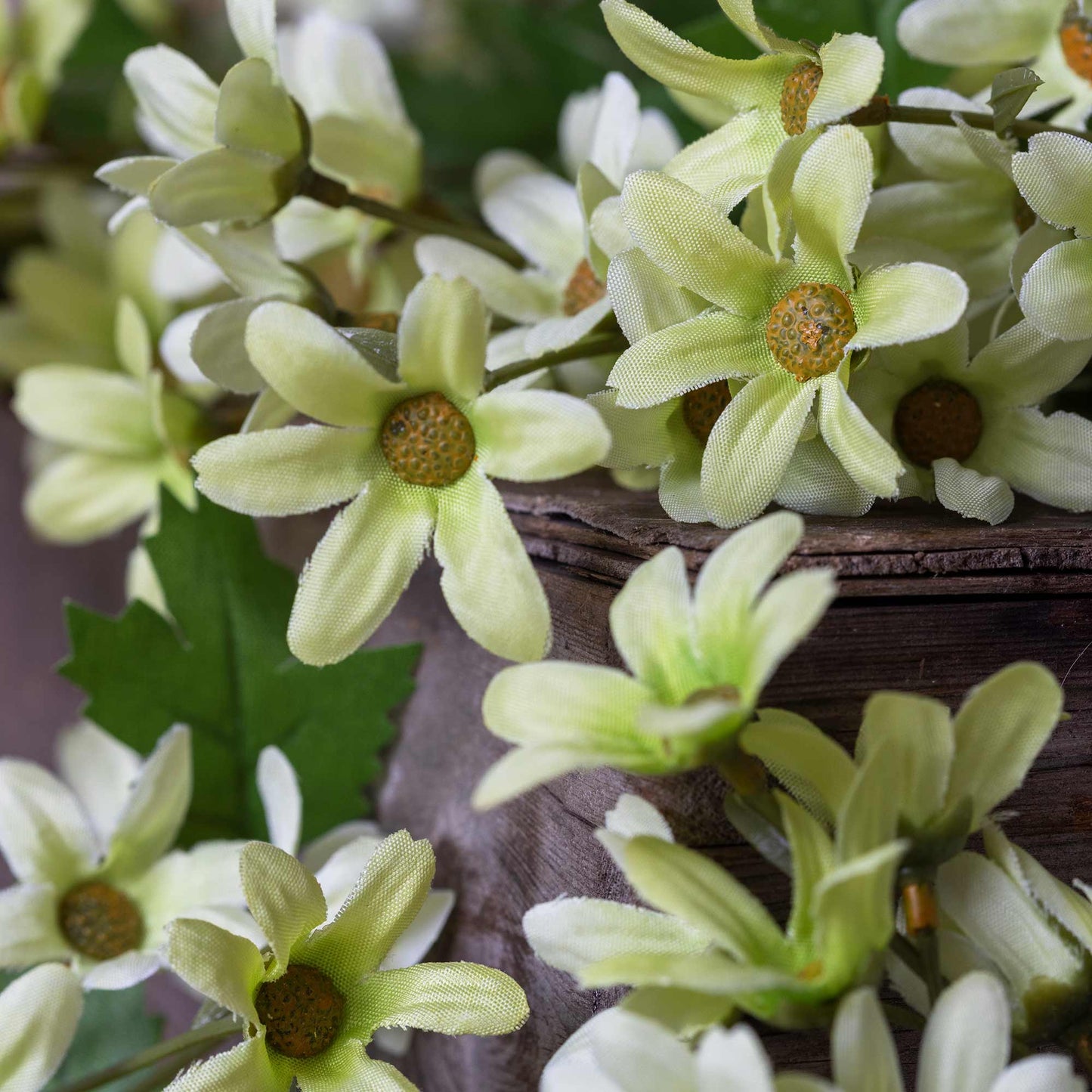 ARTIFICIAL MEADOW DAISY - *Pre-Order* - Shipping December 2025