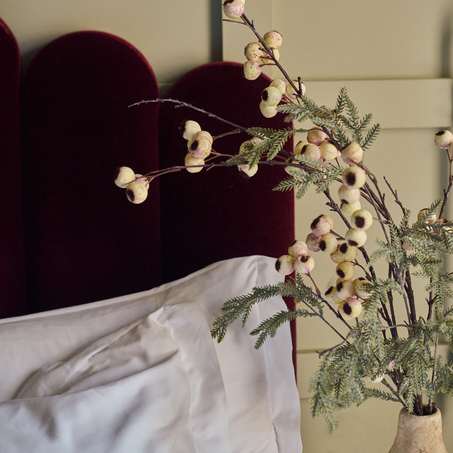 KINGHAM FAUX FLORAL BUNDLE