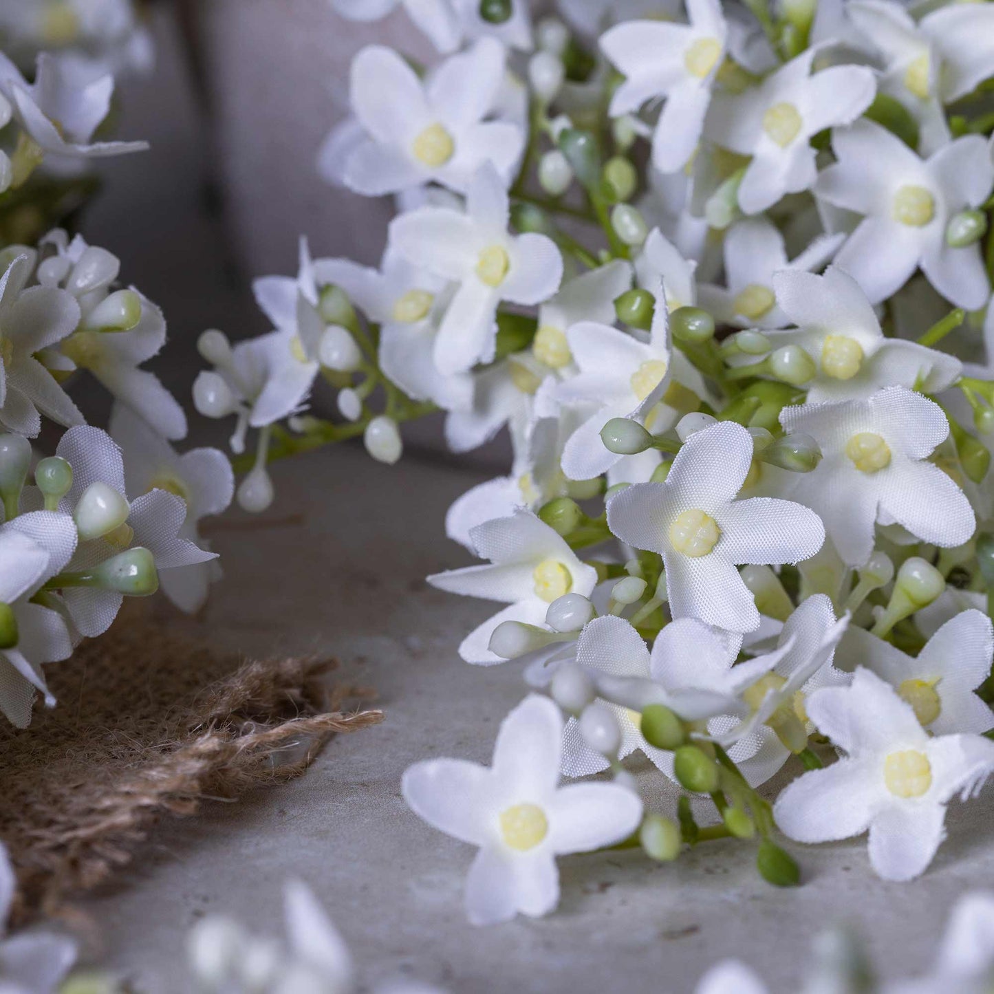 ARTIFICIAL LILAC STEM, WHITE - *Pre-Order* - Shipping January 2026