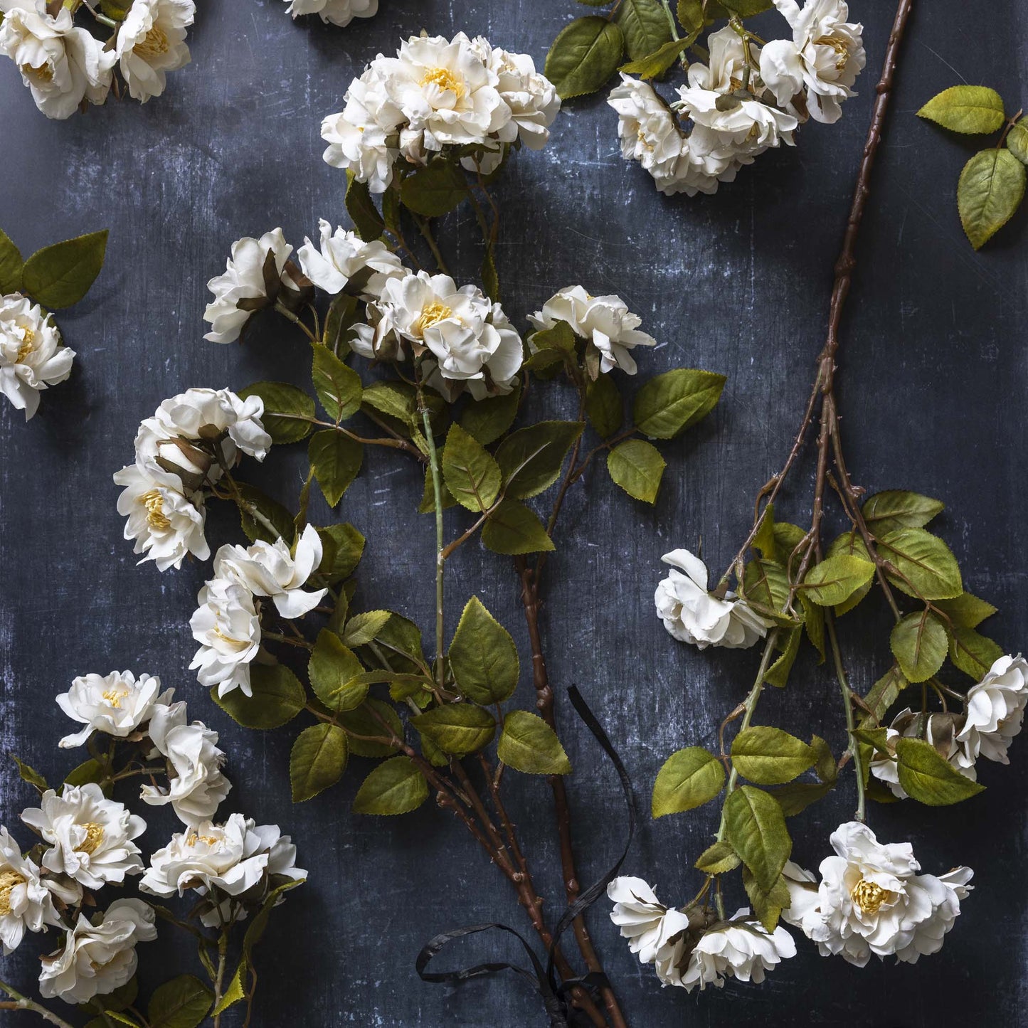 ARTIFICIAL ROSE SPRAY, CREAM