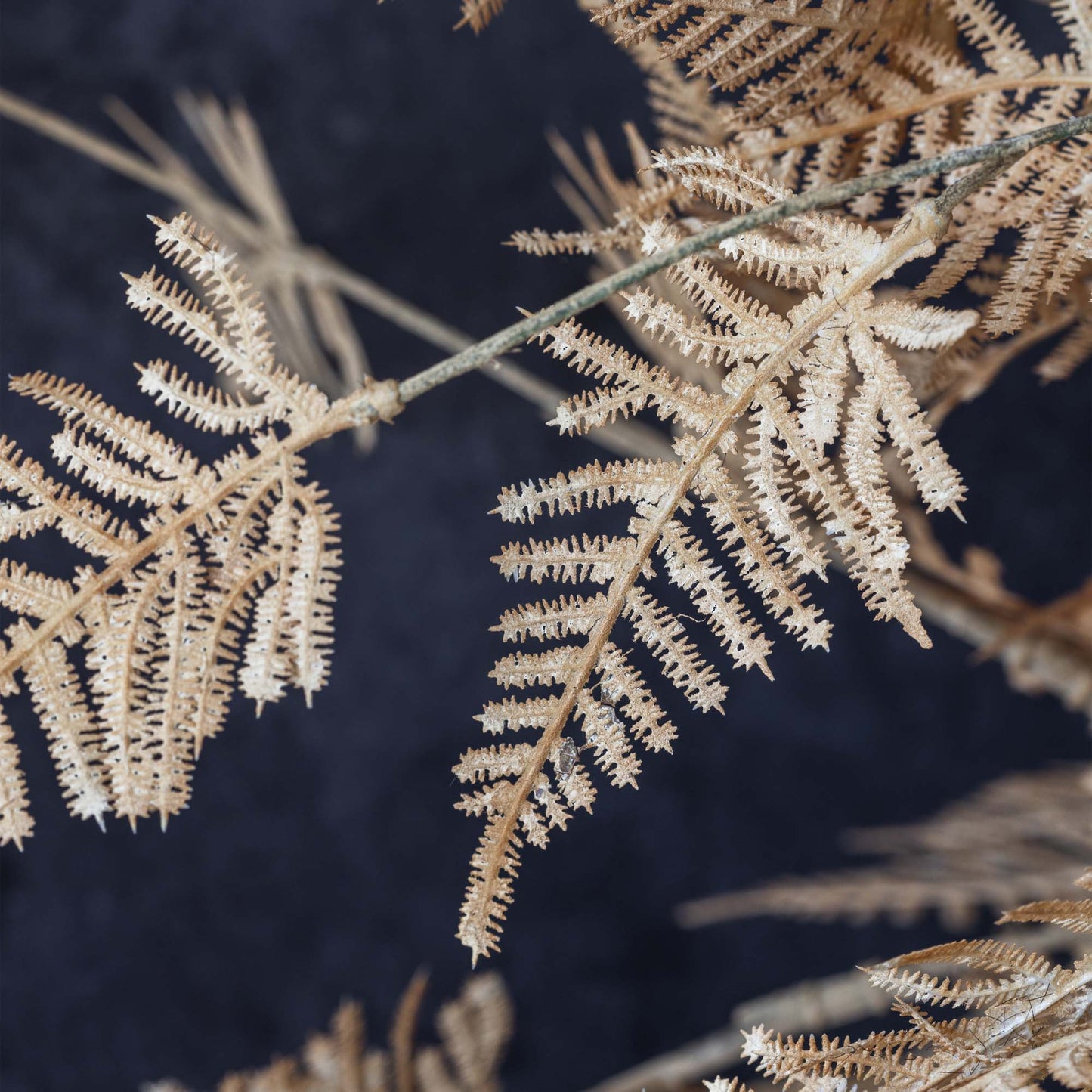 ARTIFICIAL WOODLAND FERN