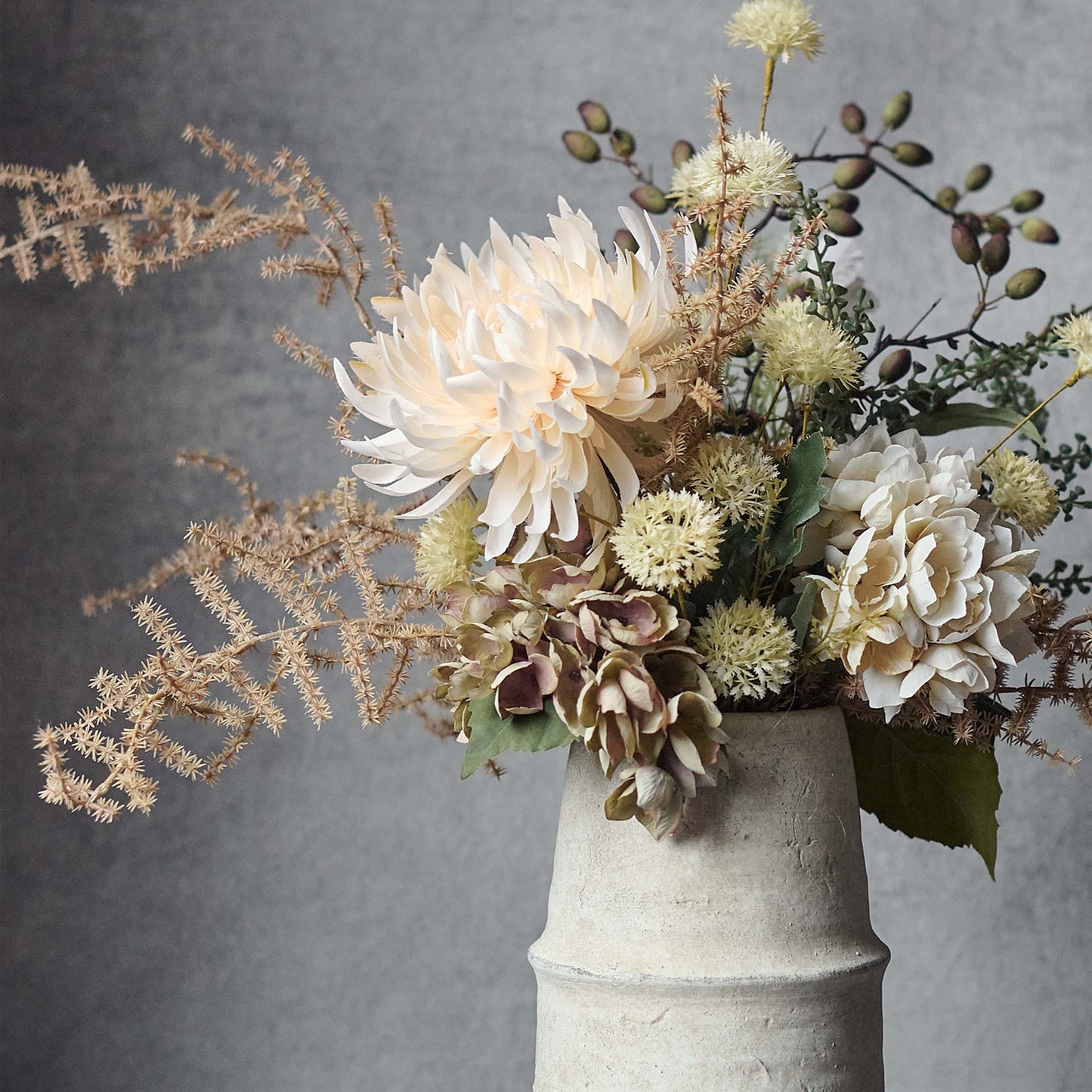 ARTIFICIAL CHRYSANTHEMUM CREAM