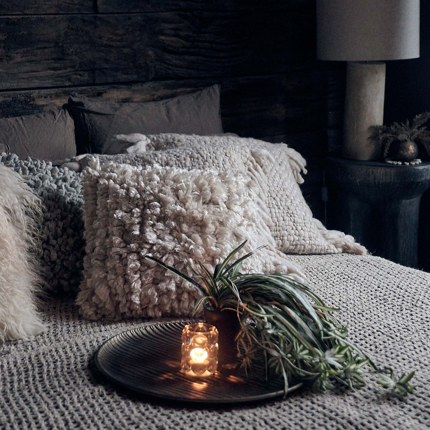 MURALLA TEXTURED CUSHION