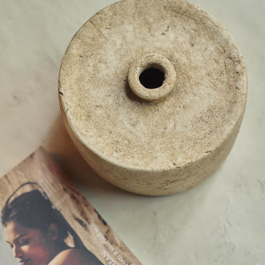ROMAN CEMENT VASE
