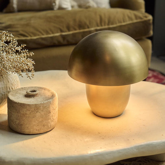 TITAN GOLD DOME LAMP