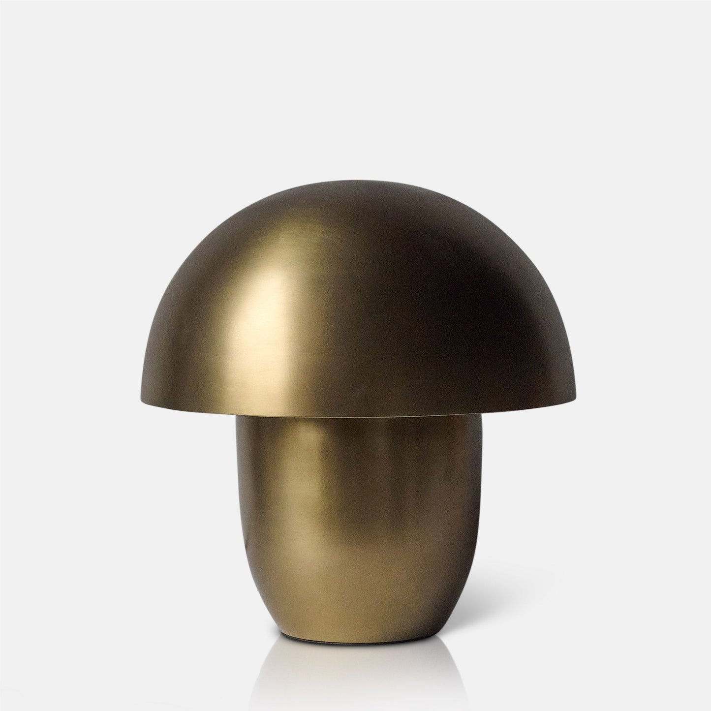 TITAN GOLD DOME LAMP