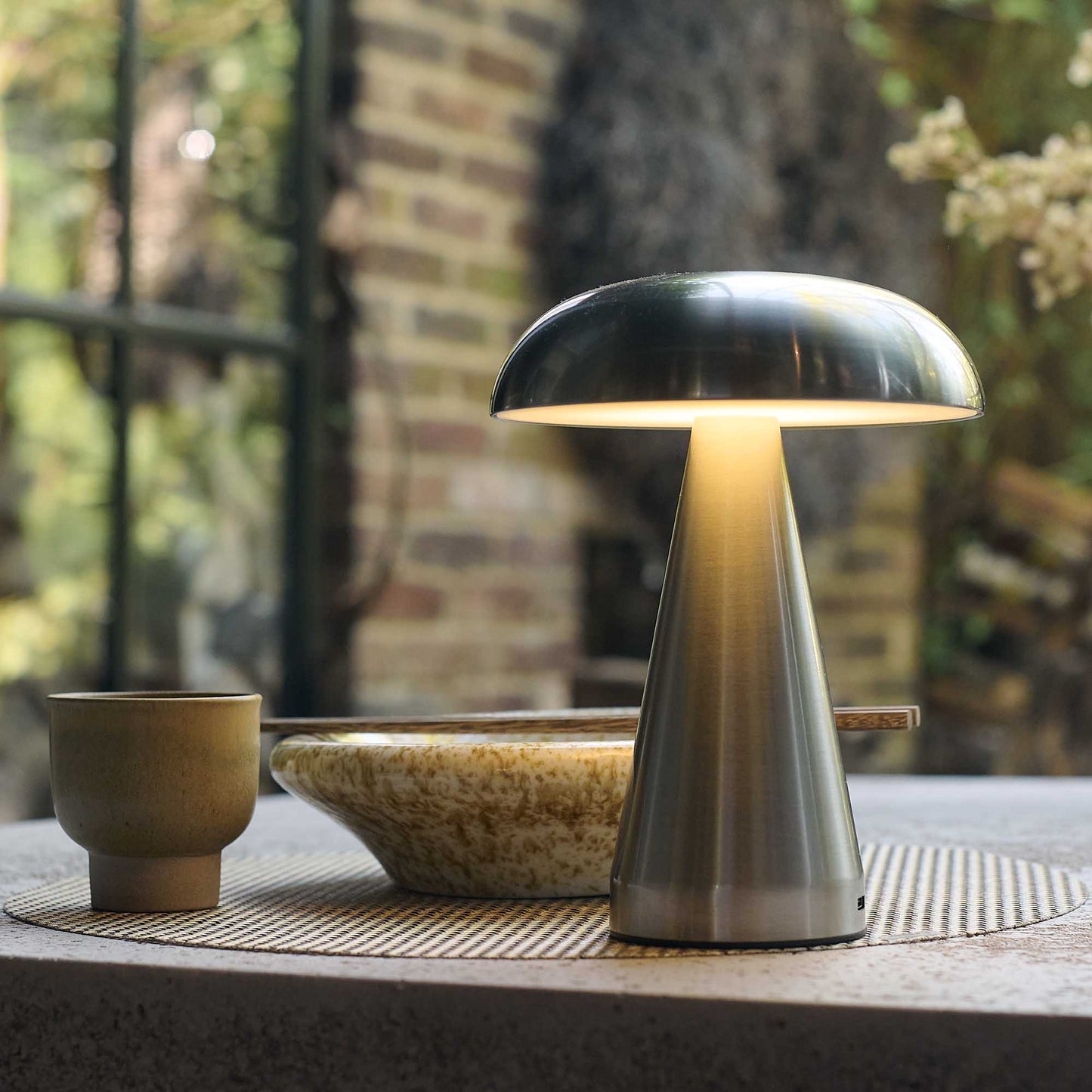 ZENITH PORTABLE TABLE LAMP, SILVER